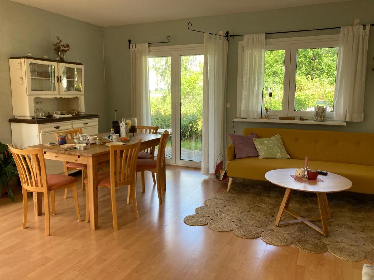 Ferienhaus Am Wasser Im Gruenen Zecherin 外观 照片